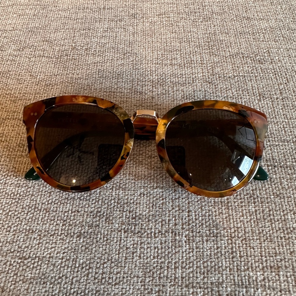 TOMS SUNGLASSES - YVETTE